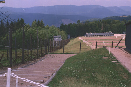 2006-02 Randonnées, 20060801-023 Le camp du Struthof