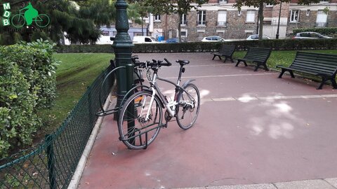 Stationnements vélos, La Poste 2