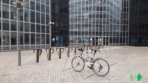 Stationnements vélos, Cours Michelet 6