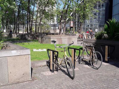 Stationnements vélos, Place carpeaux 2