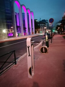 Stationnements vélos, mairie station reparation