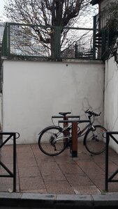 Stationnements vélos, Pavillons école 3