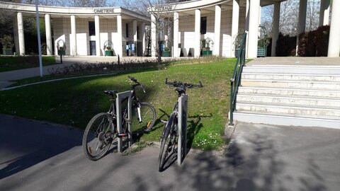 Stationnements vélos, Cimetière - arceaux